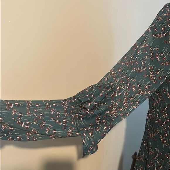 Grace & Lace Teal Patterned Blouse small B - Picture 3 of 9